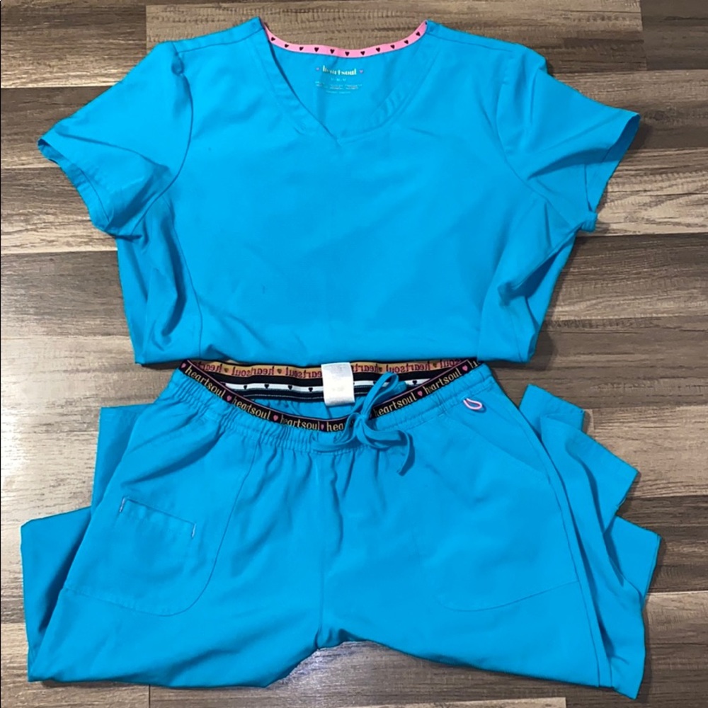 HeartSoul scrub set